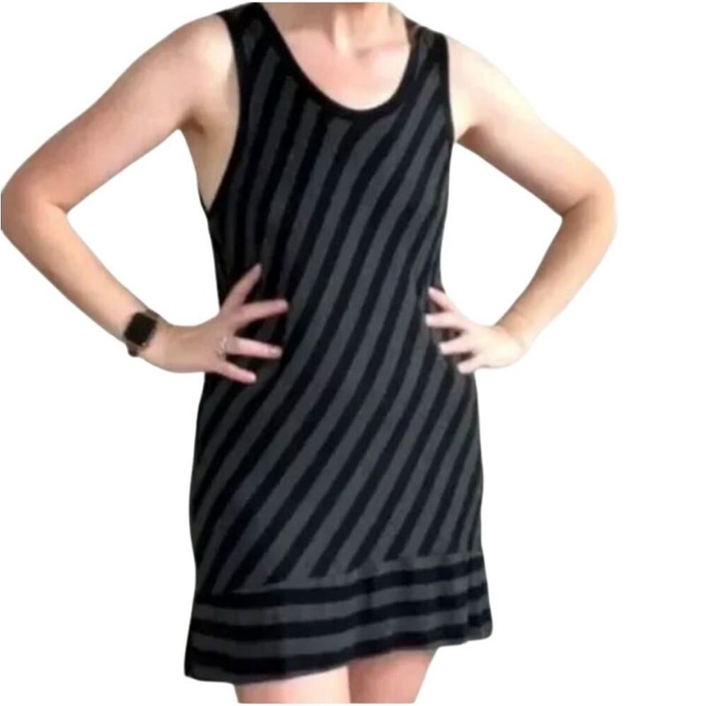 CAbi #3630 Align Tank-Black and‎ Gray Stripe Size Small Soft Stretch
